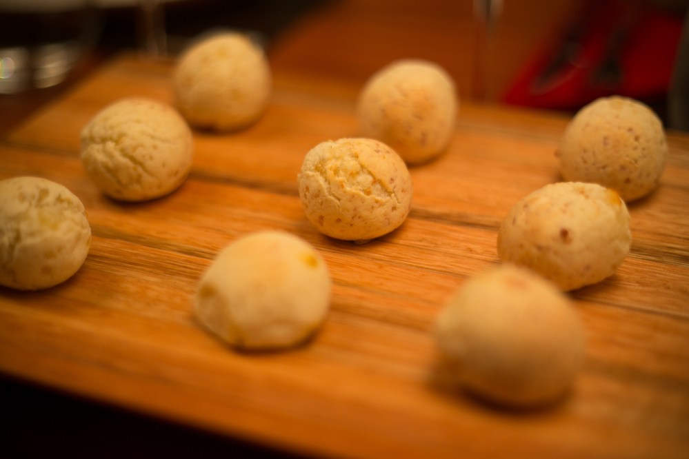 Mais entradinhas, agora é chipa recheada! Nem precisa falar que estava MUITO BOM!